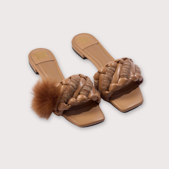 Selera Sliders Caramel by Cornelio Borda at White Label Project