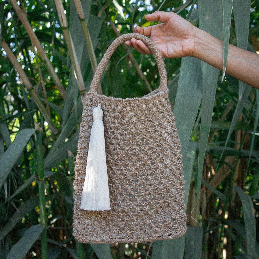 Sea Foam Bag by Ensamble Artesano at White Label Project