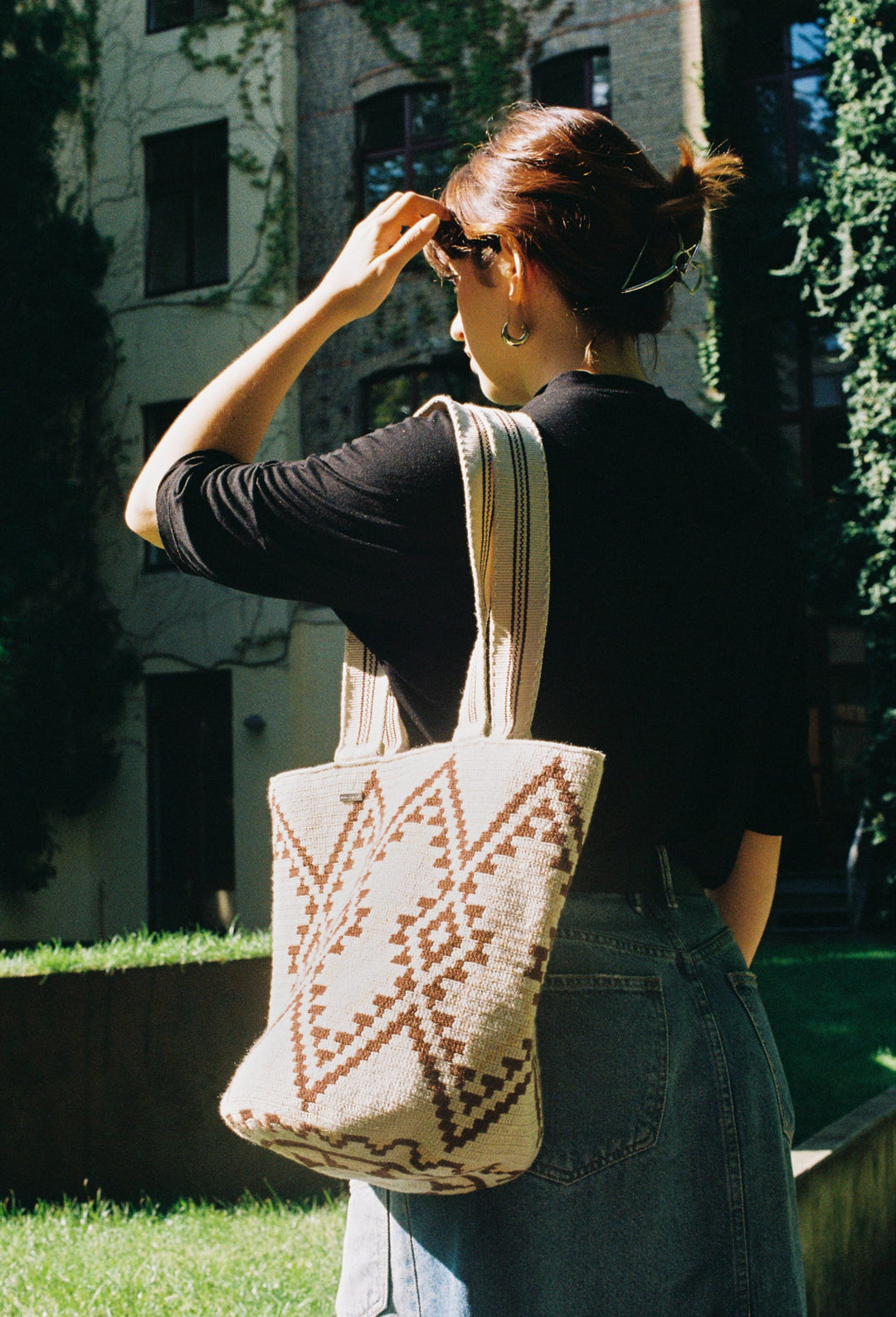 Wayuu Sand Bag - Beach Bag by Hilo Sagrado at White Label Project